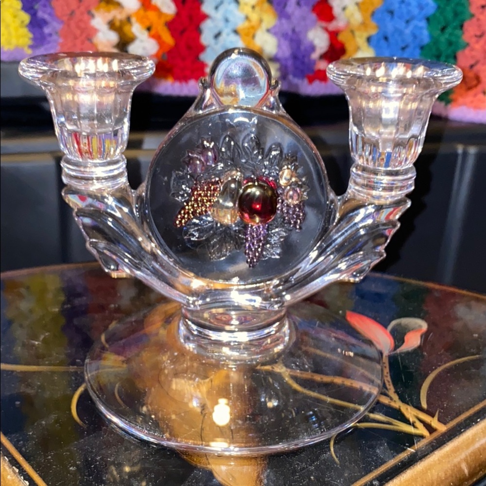 BX50 Vintage Westmoreland Della Robbia Pattern Elegant Glass Candle Holder - Picture 4 of 5